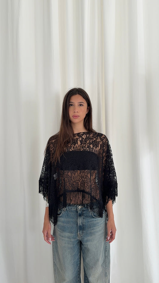 Lace Shawl with Fringe